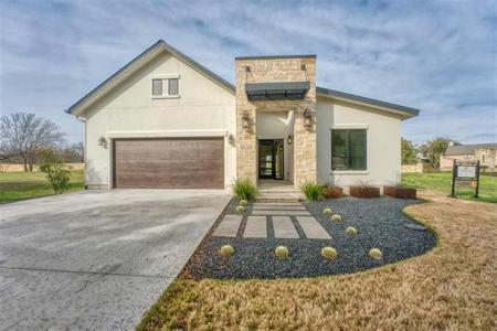 2506 Diagonal DR