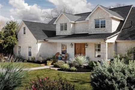 4307 Shadow Oak LN