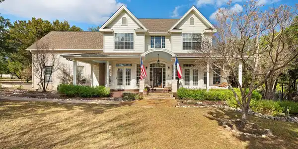 19045 Venture DR