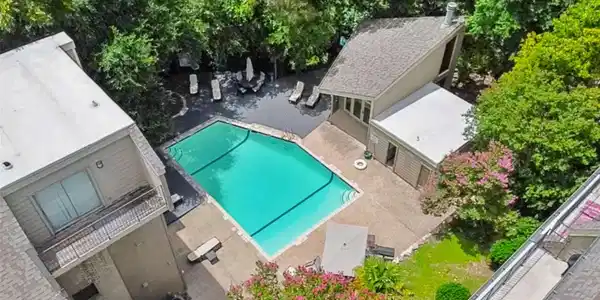 1135 Barton Hills DR