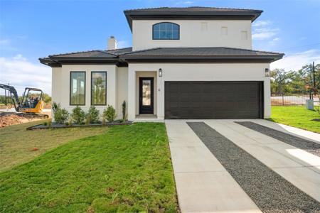 711 N Paleface Ranch RD