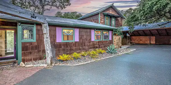 1209 Overlook CIR
