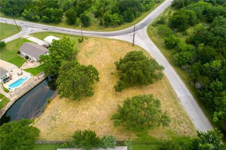102 & 104 Skyline Dr