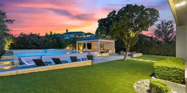 403 Woodside TER