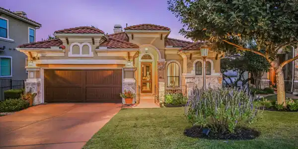 418 Indianwood DR