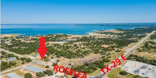 200 Roselea DR
