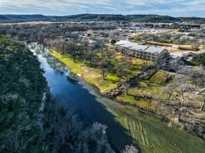 540 River RUN