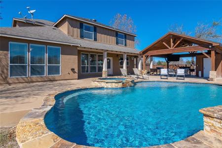 309 Woodlake DR
