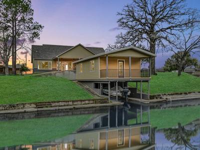 111 Chaparral