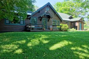312 Whiteface Inn Ln