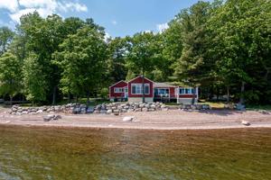 637 Corlear Drive