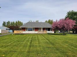 1463 Lake Shore Rd