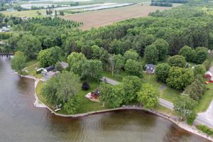 1765 Lake Shore