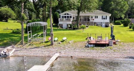 54 Gravelly Point