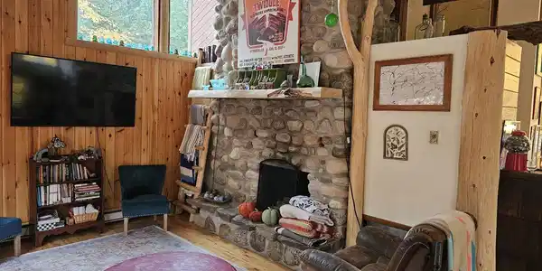 Image 3: Davis - Tamarac - livingrm II
