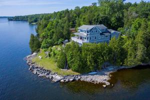 11 Point Cliff Drive