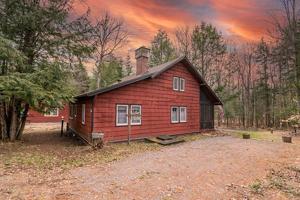 32 Woodland Lane