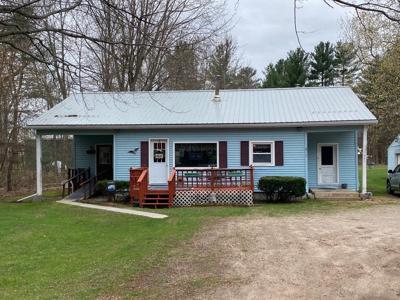 283 Dickson Point