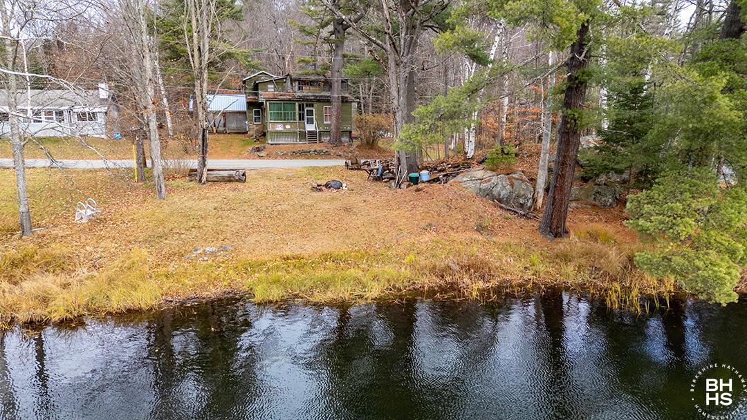 Image 3: SaranacLakeHomeOnForestHillAve