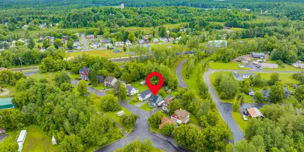 Image 2: 8 Webb Rd-1
