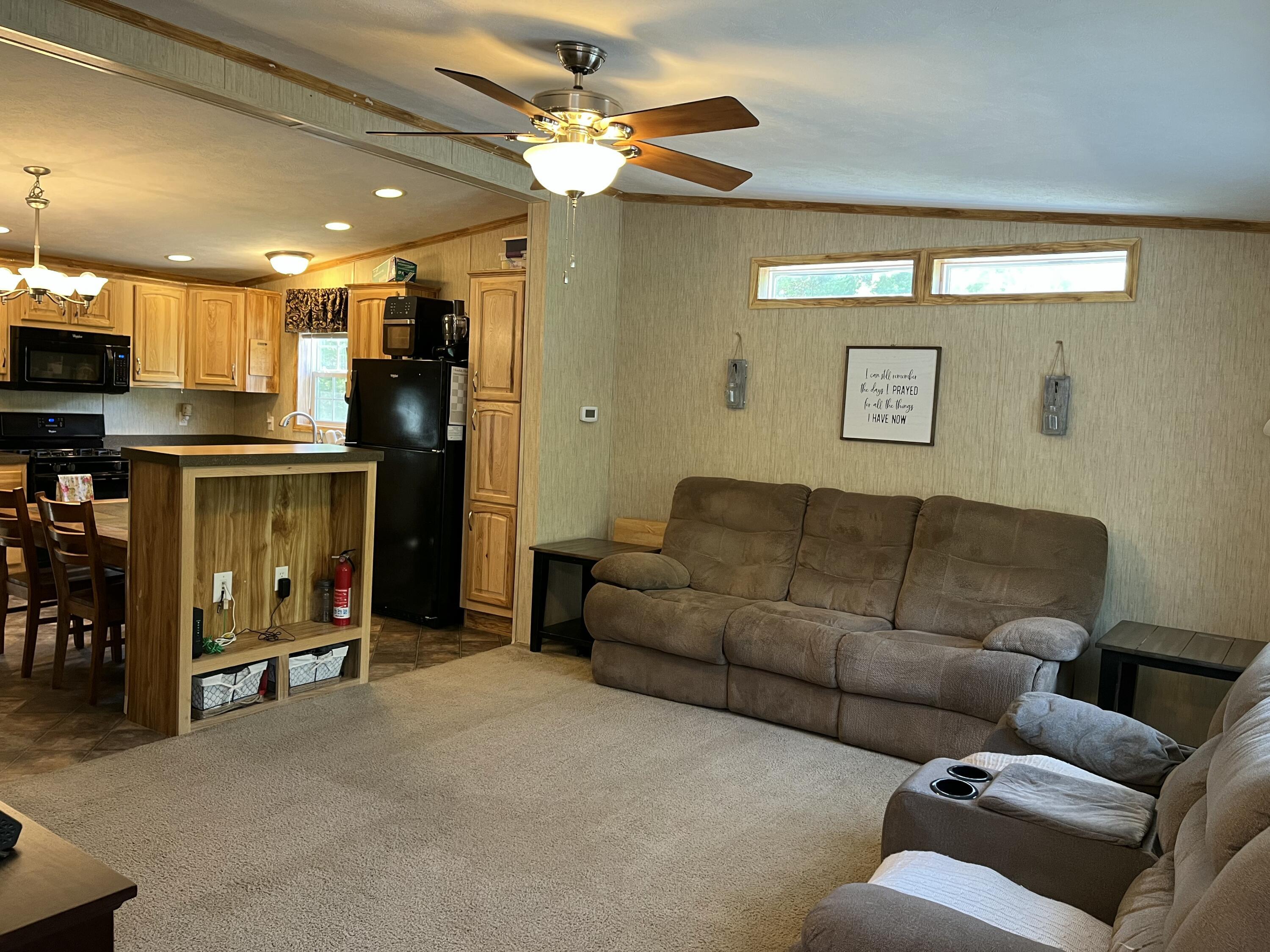 Image 2: Living Room