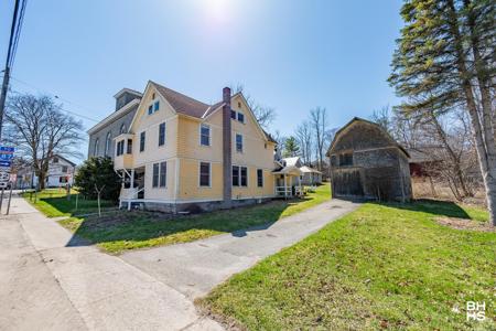 2755 Essex