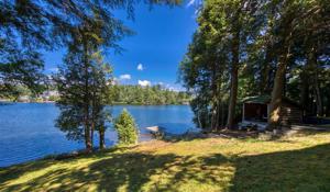 506 Mirror Lake Dr