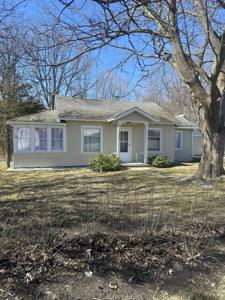 2643 Main