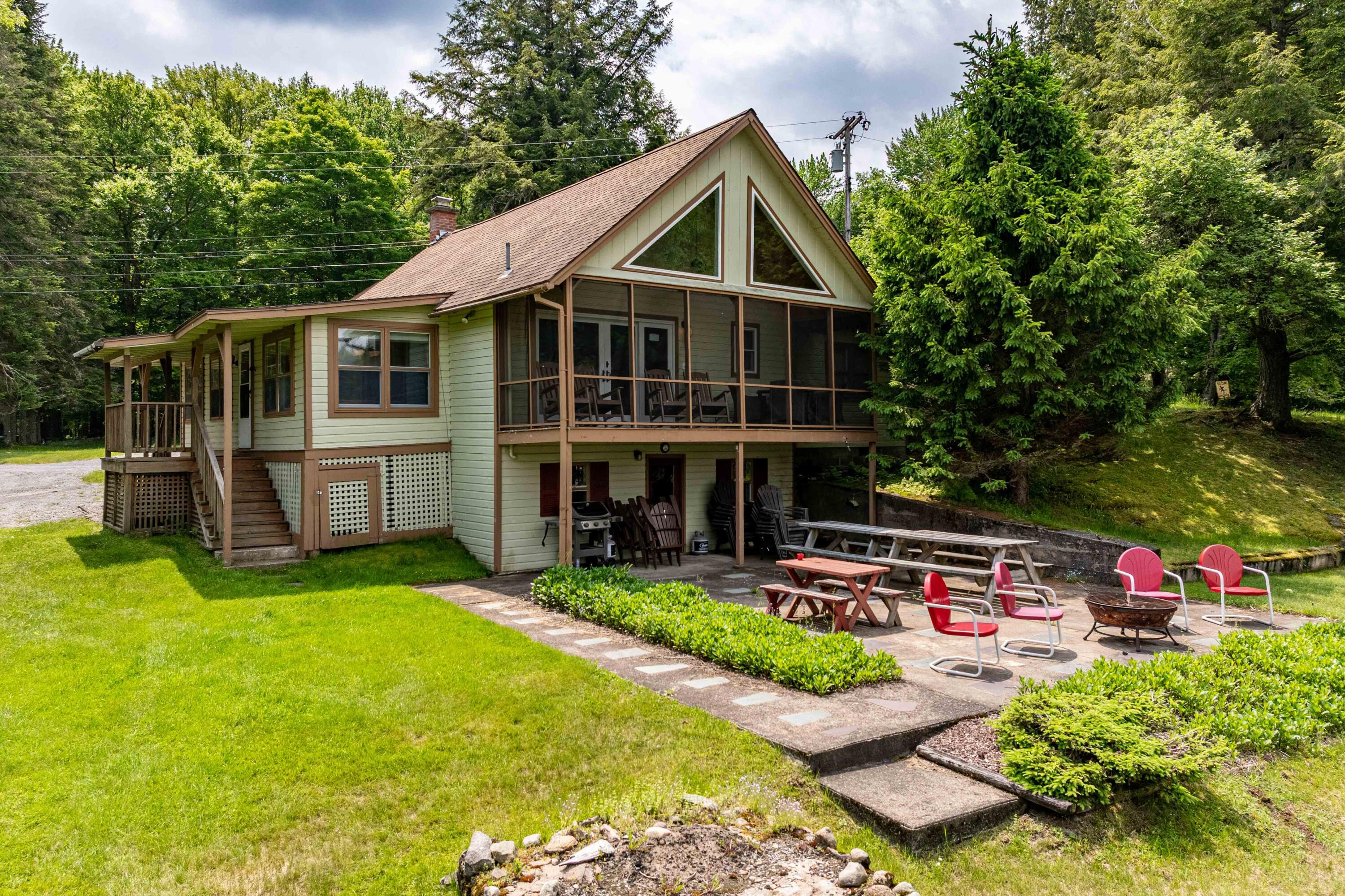 Image 1: DJI_20250611134219_0176_D-HDR