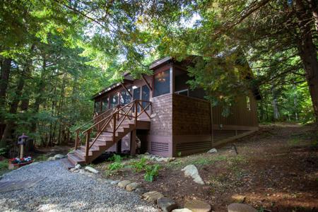 12 George & Bliss Ln Pier 284