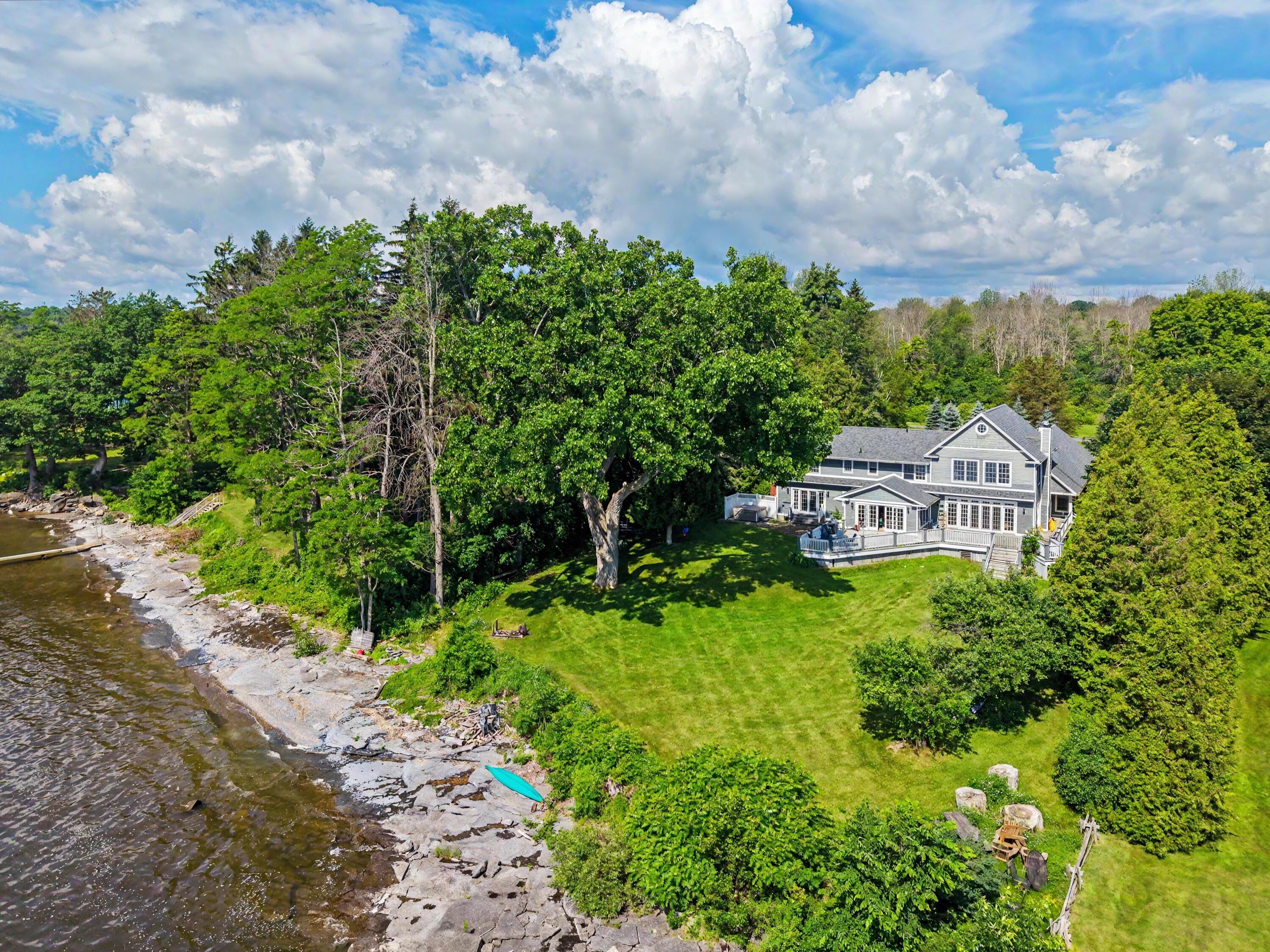 Image 3: 2 Coastland Drone 6
