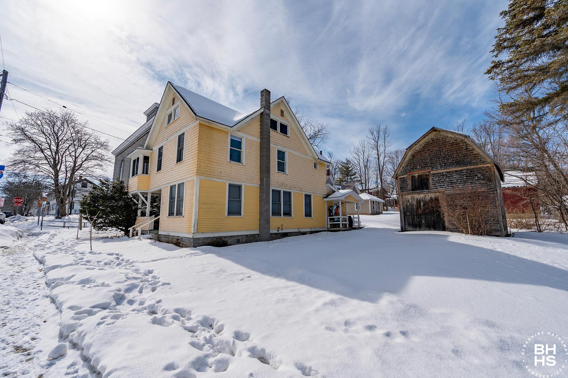 Image 1: EssexHomeNearTheFerry_Exterior