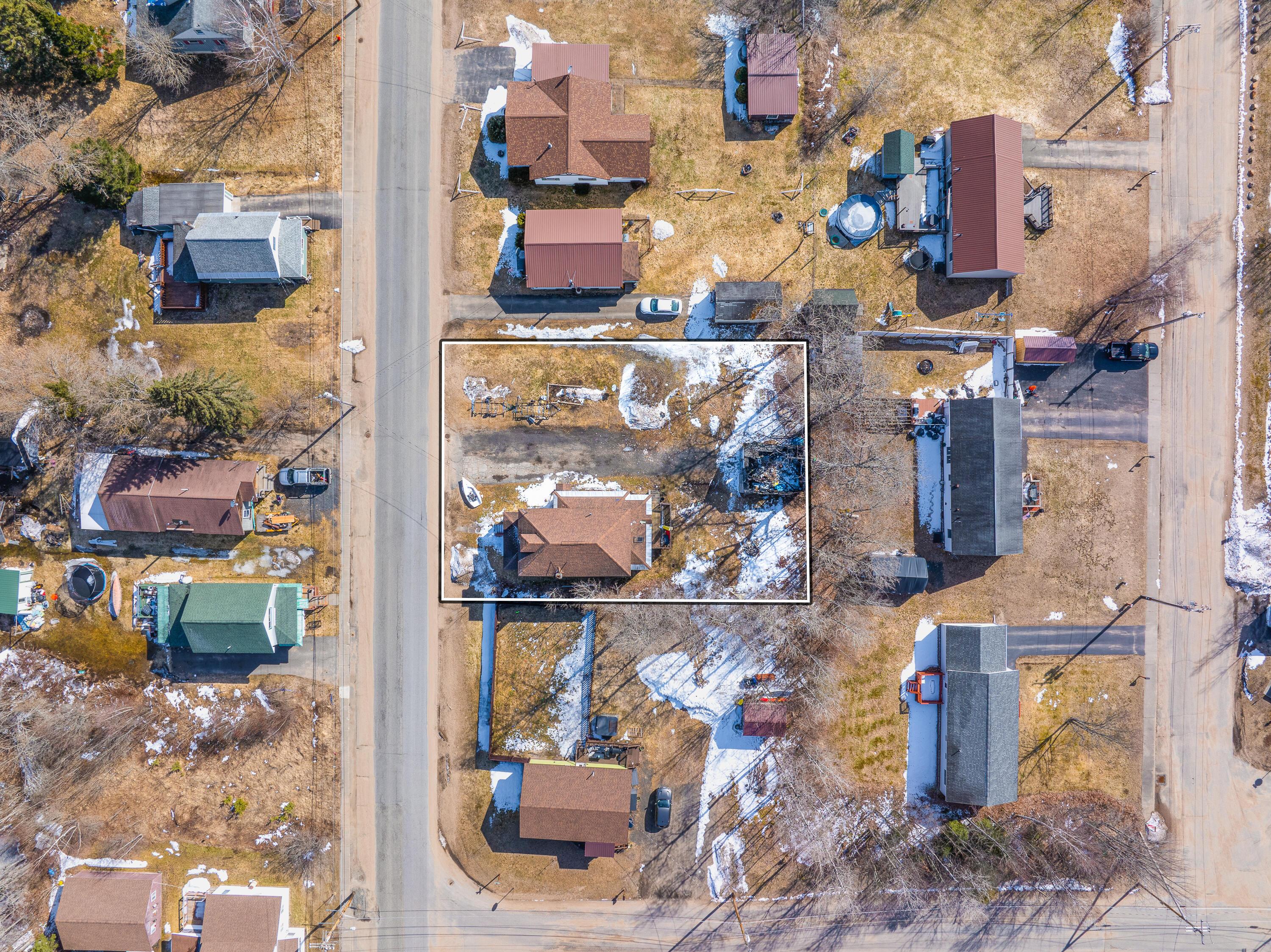 Image 4: 20 Leboeuf St-8