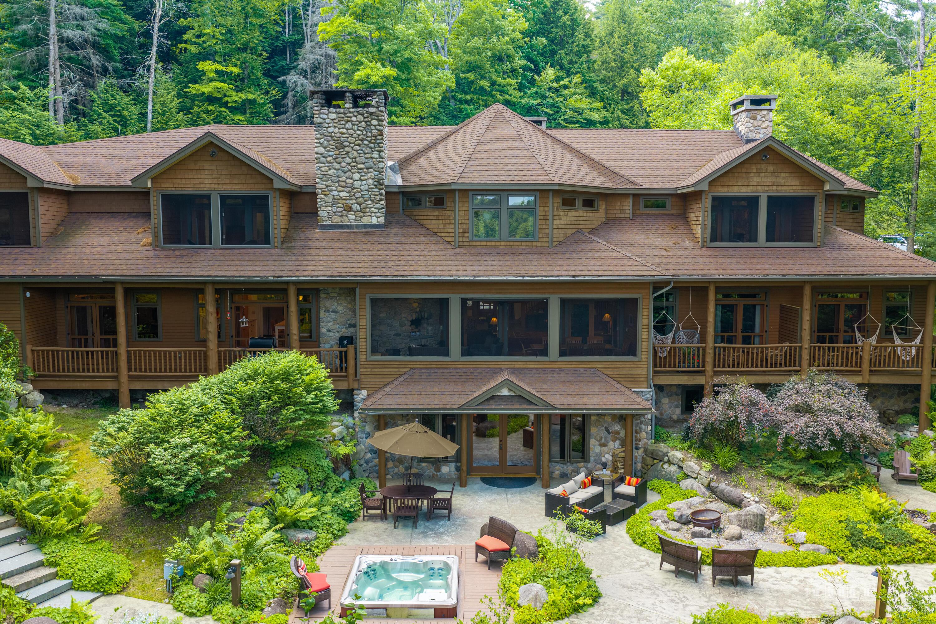 Image 2: Friends Lake Retreat-2
