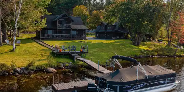 23 Lake Simond