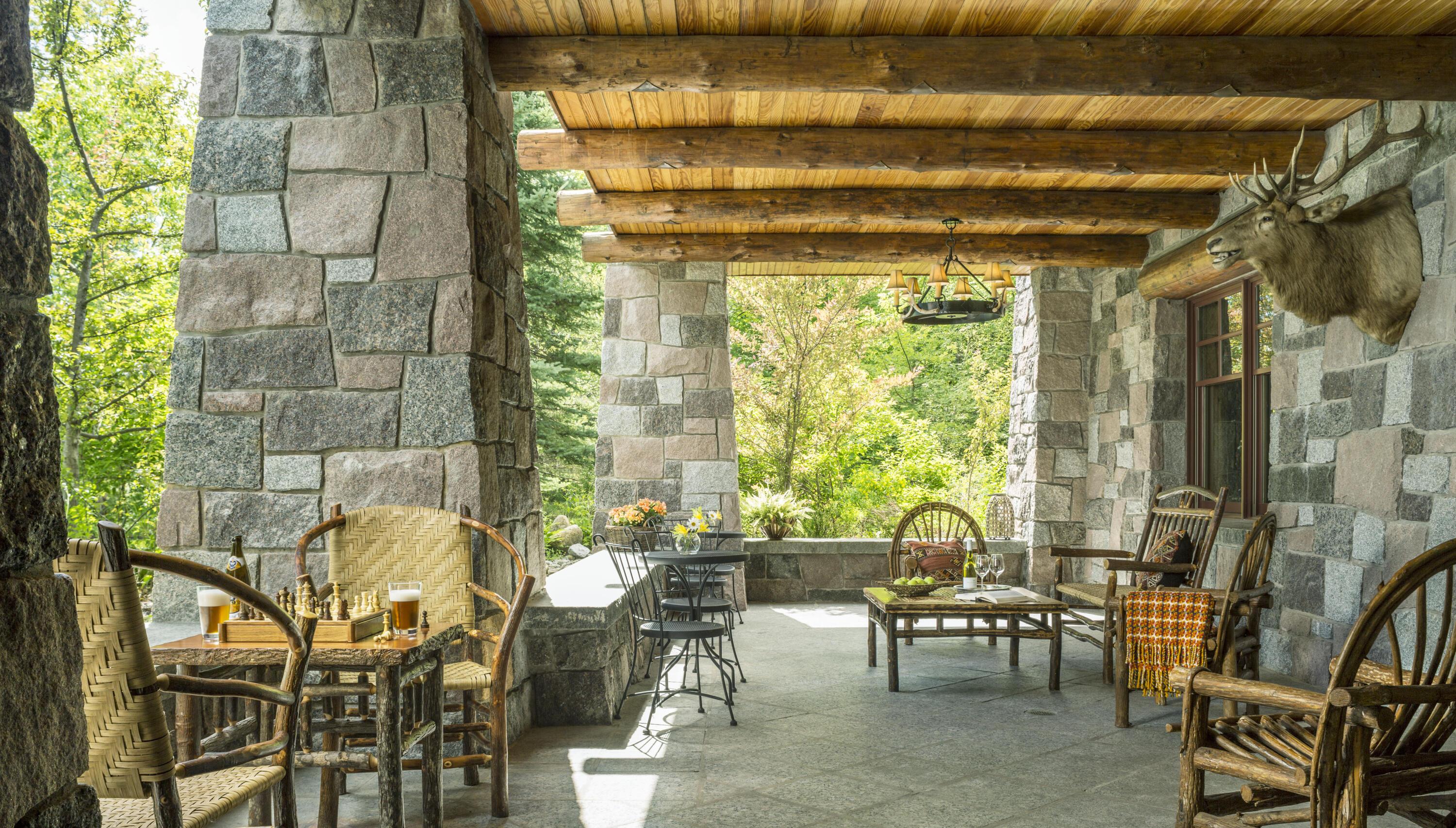 Image 3: wfl_summer_2017_porch_1