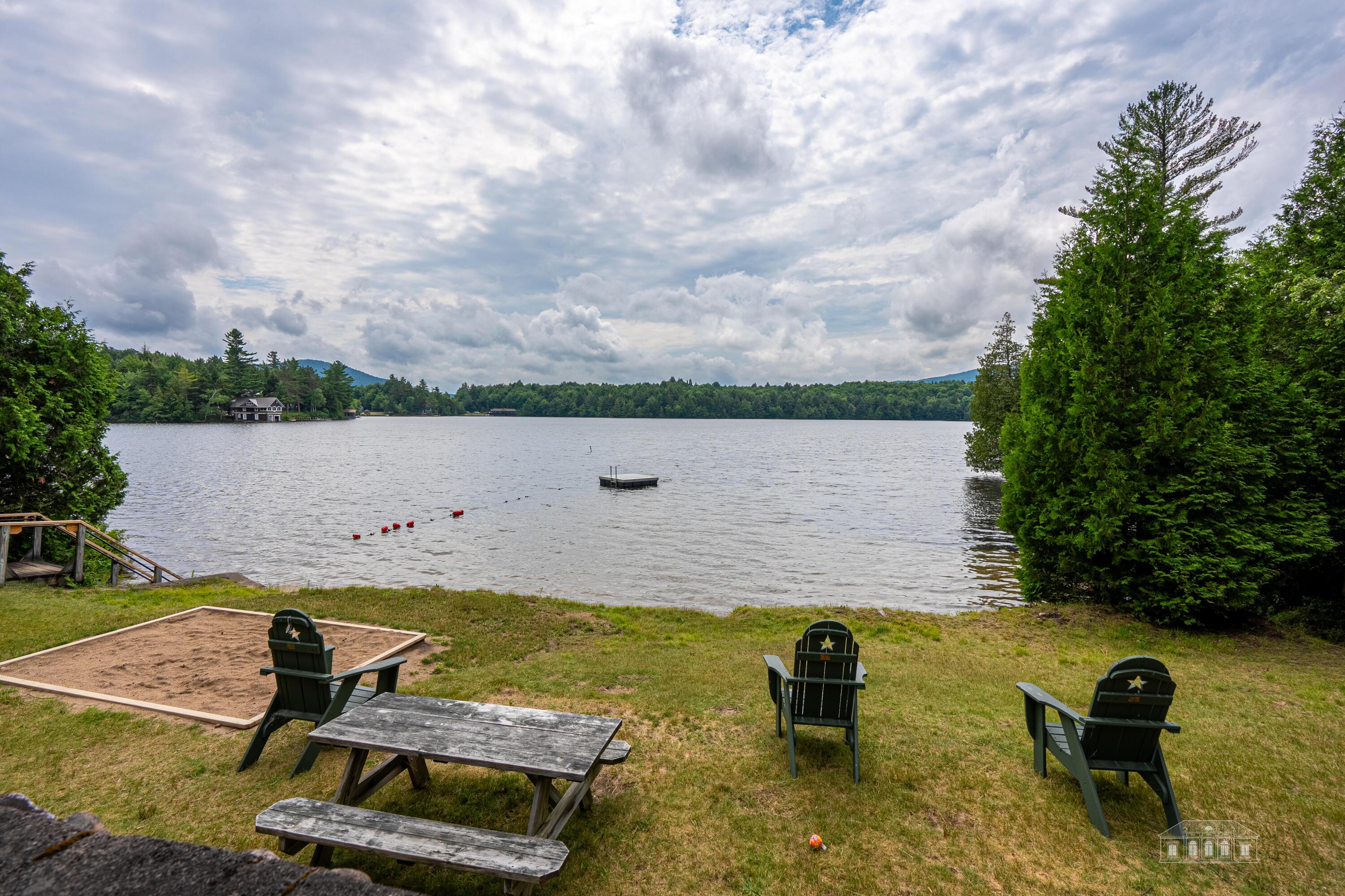 Image 3: 39 Loon Lk Terr LL-21