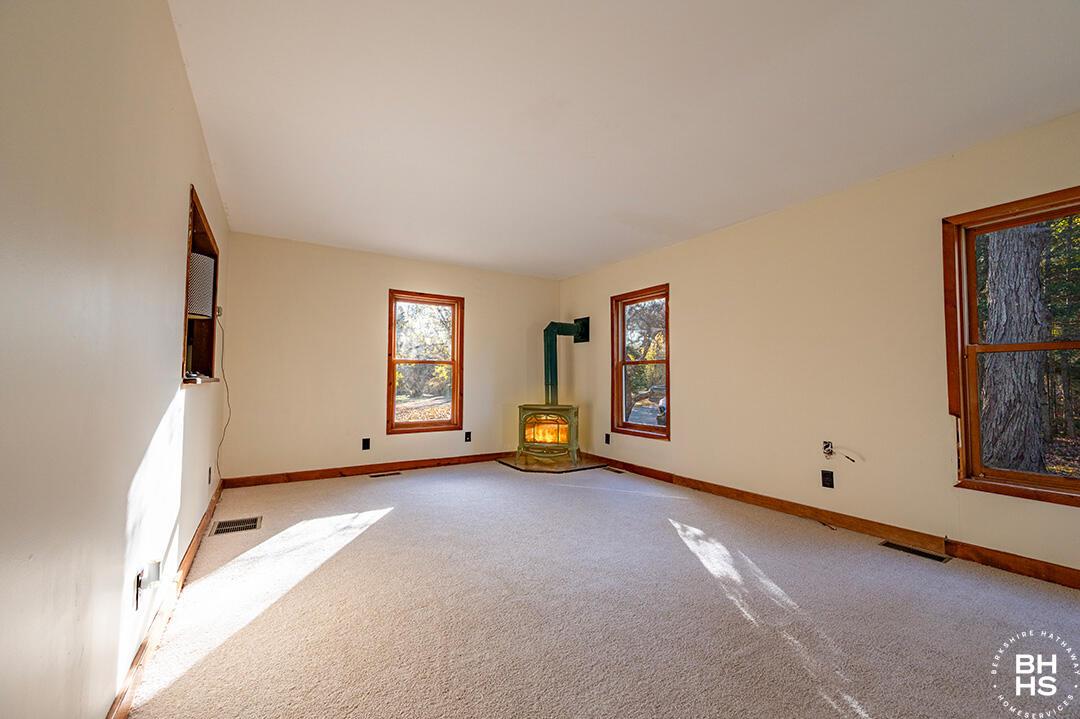 Image 2: HomeInRainbowLake_LR_L