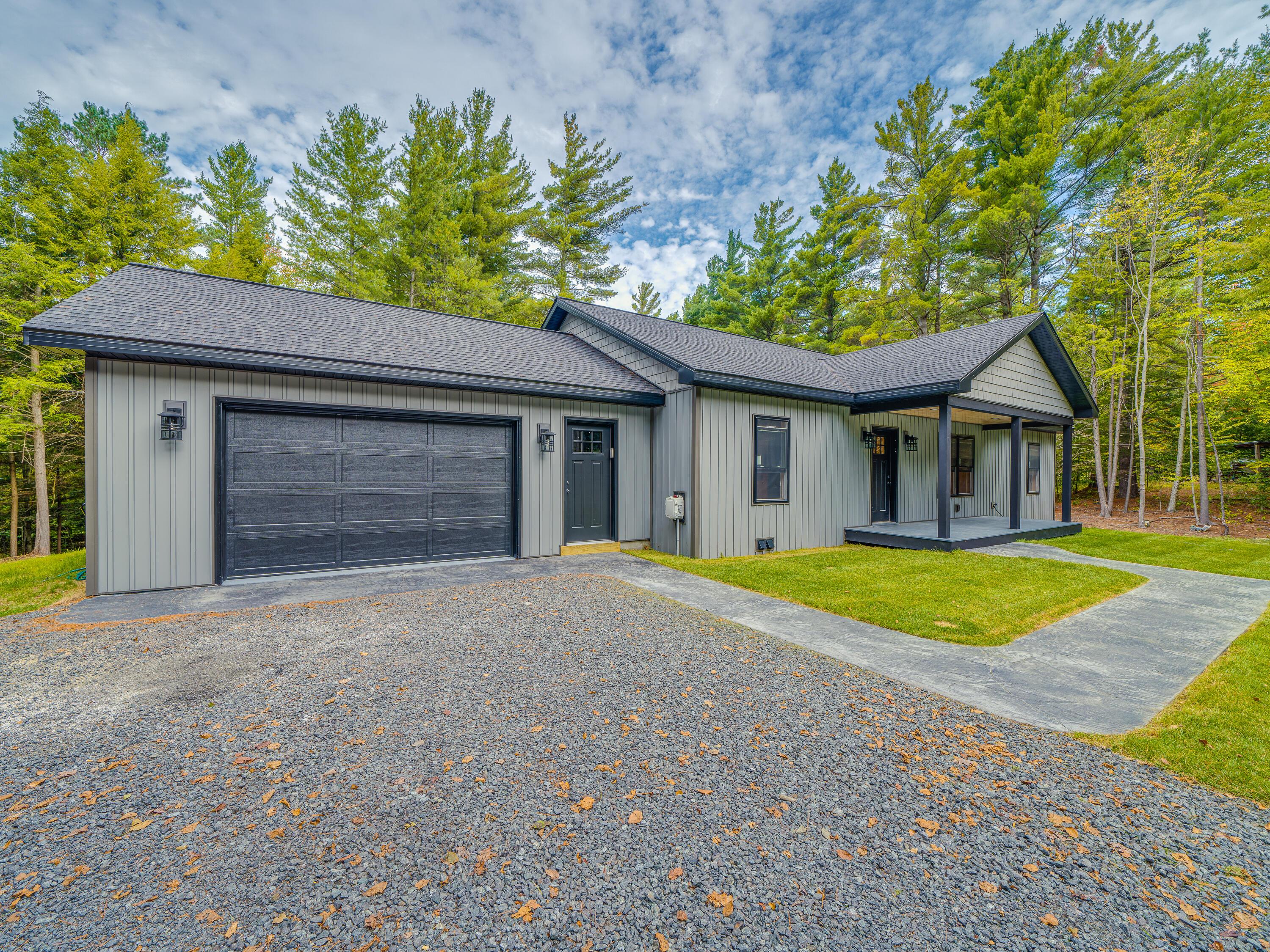 Image 2: Schugar Lane-18