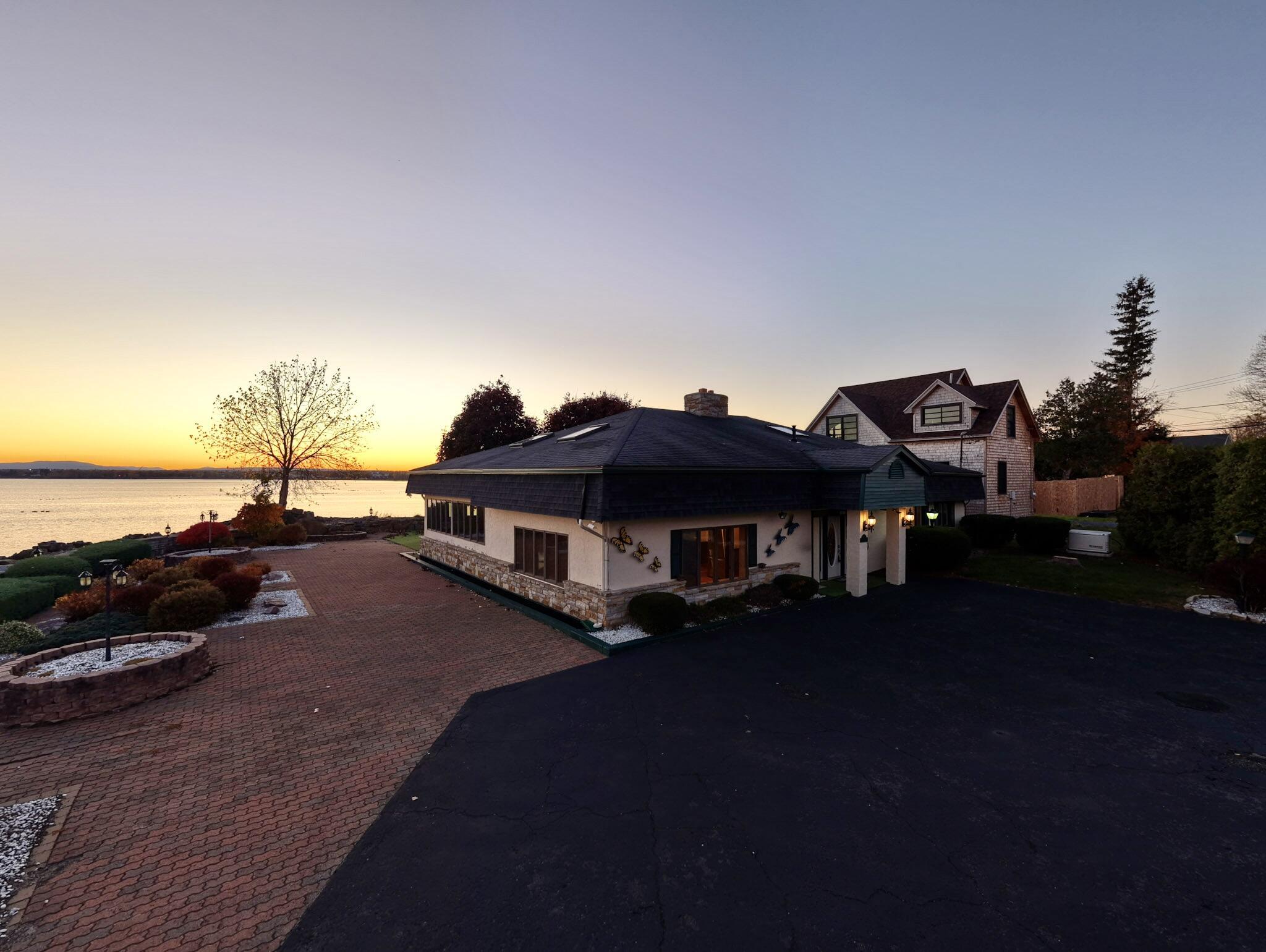 Image 2: DJI_20251029055518_0227_D