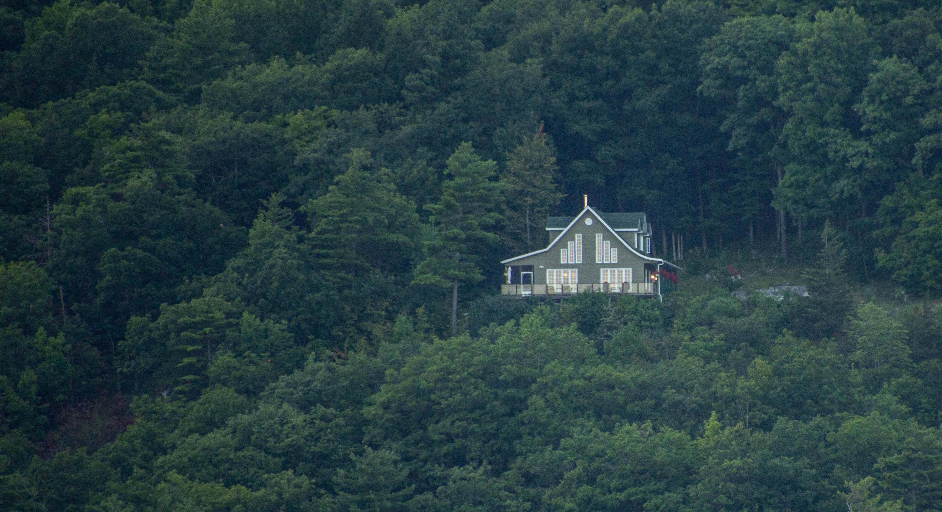 Image 4: Wilson - Highlands Rd - from the water