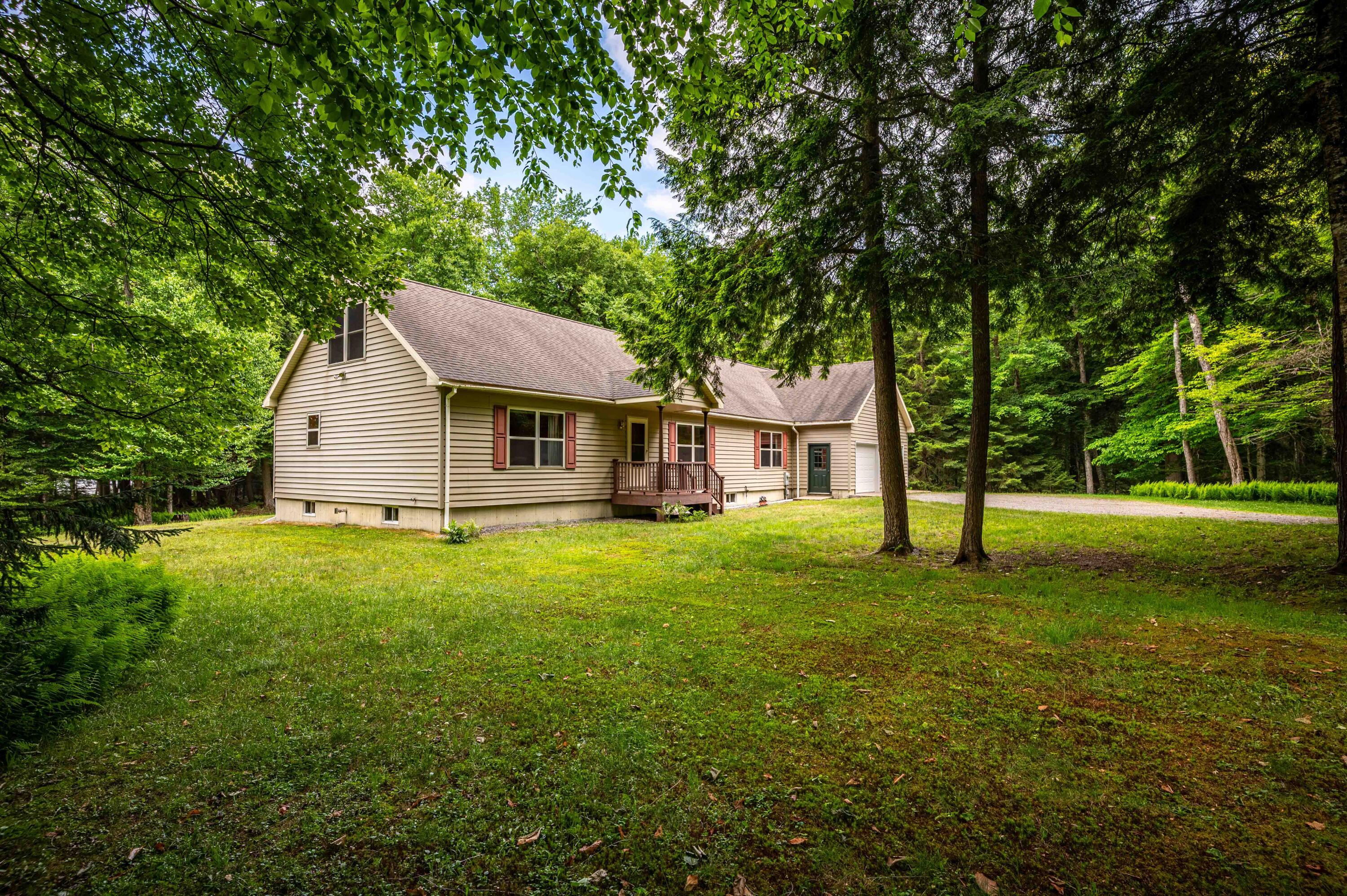 Image 4: 599 South Shore Rd