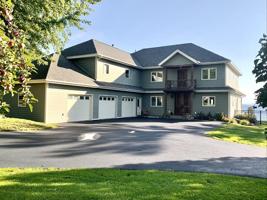 24 Colligan Point Road