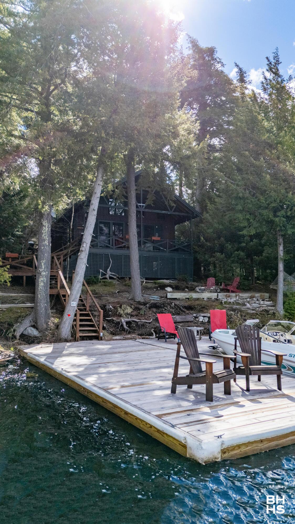 Image 2: CampNorthlightOnUpperSaranac_A_Exterior_
