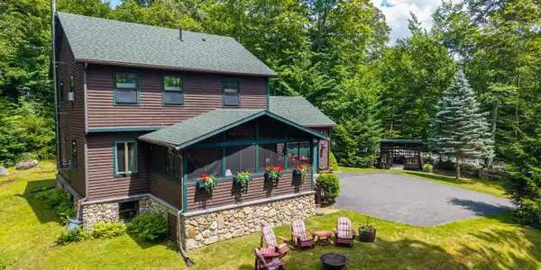 Image 2: 181 Whiteface Inn Ln LP-6