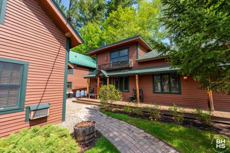 125 Greenwood