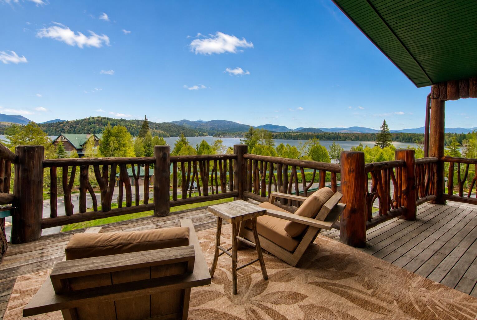 Image 1: Lake View Deck
