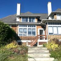 135 Wood Cliff Drive