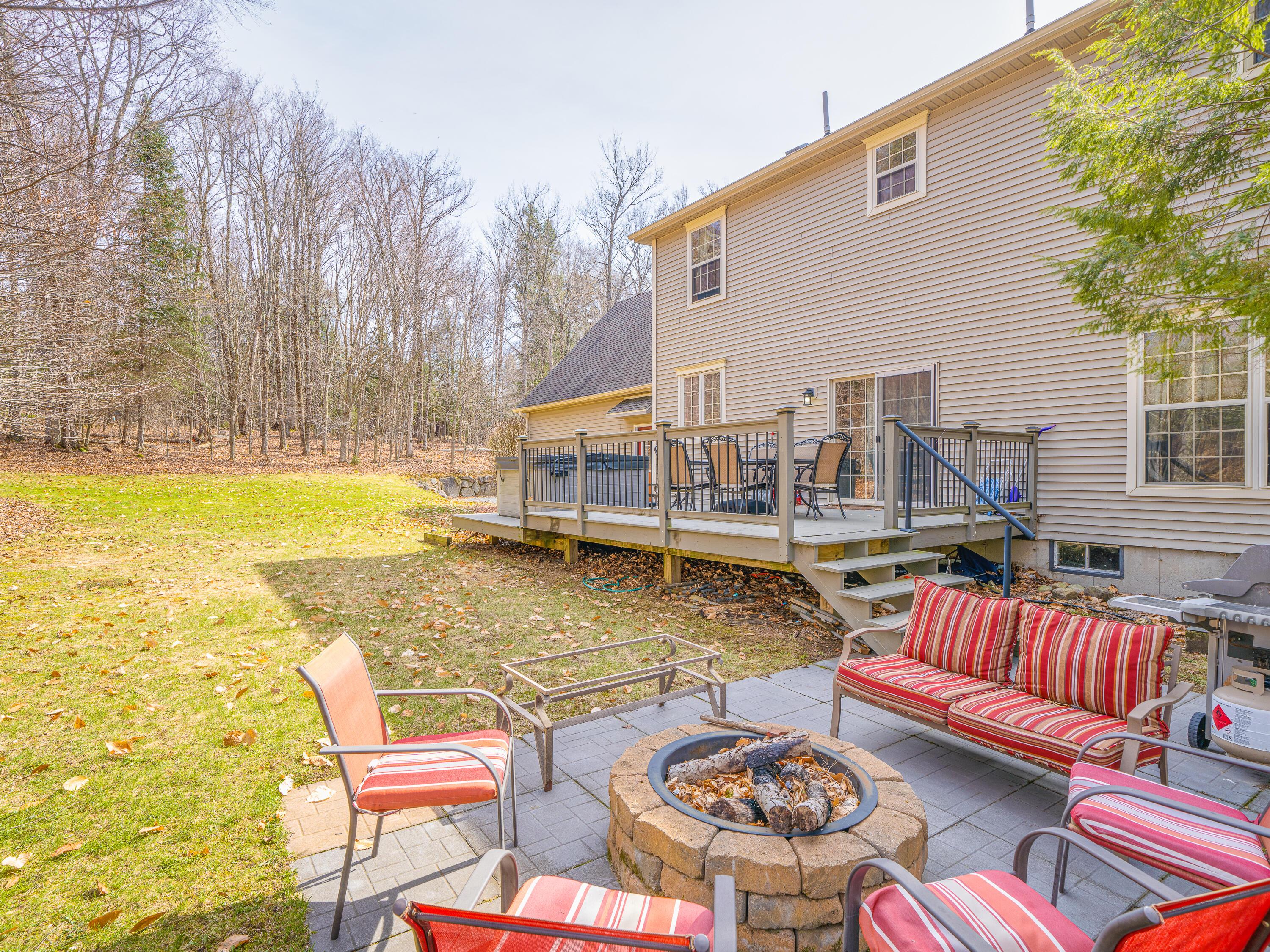 Image 4: 16 Robinwood Ln. (April 2026)-28