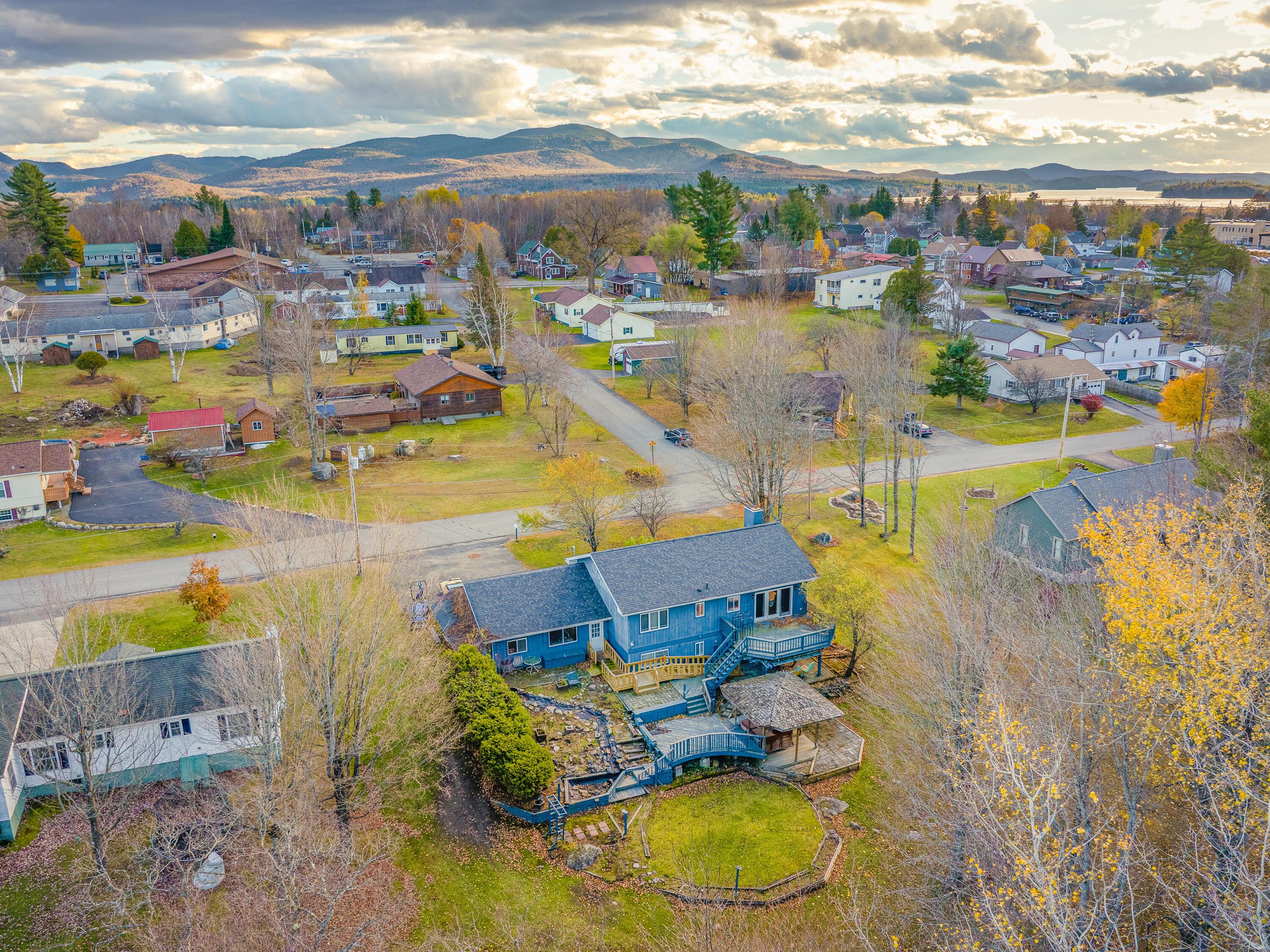 Image 4: 15 East Rounds St-10